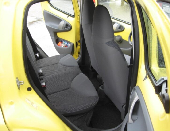 Peugeot 107 Hatchback 998,0 50 kw