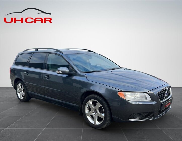 Volvo V70 Kombi 2,5 l 147 kw