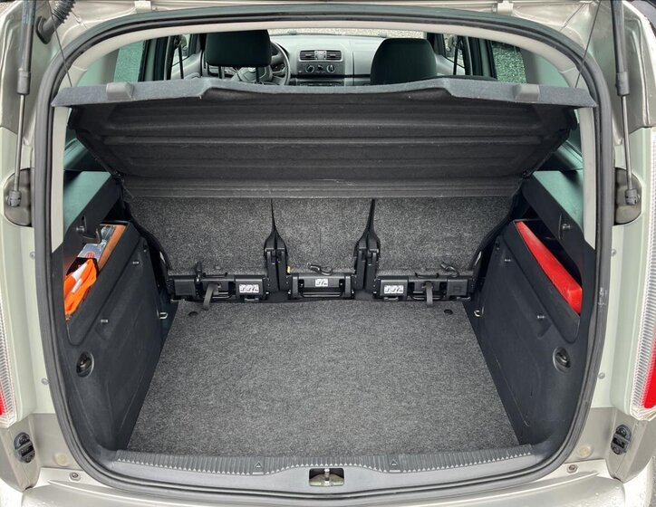 Škoda Roomster 16