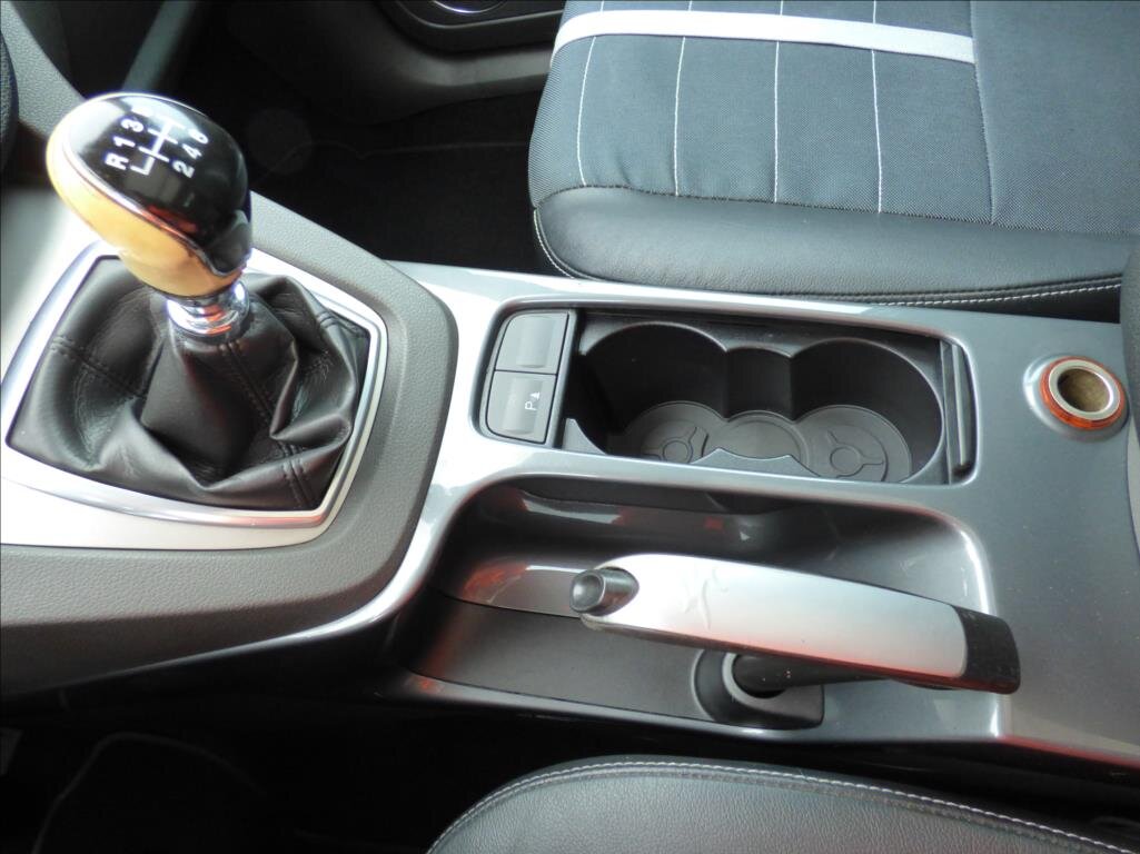 Ford Kuga Kombi 2,0 l 120 kw