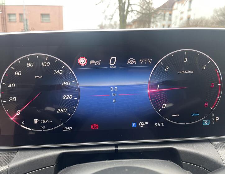 Mercedes-Benz Třídy C 12