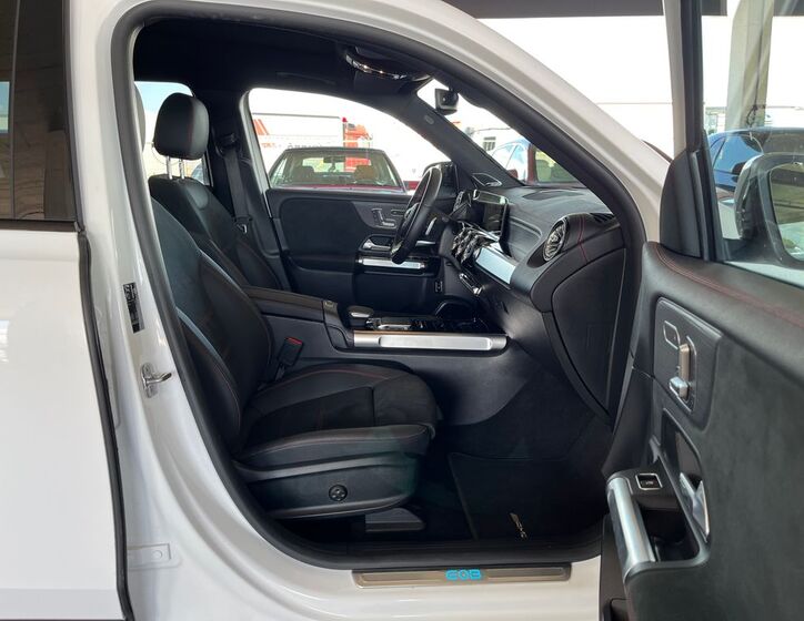 Mercedes-Benz EQB 18