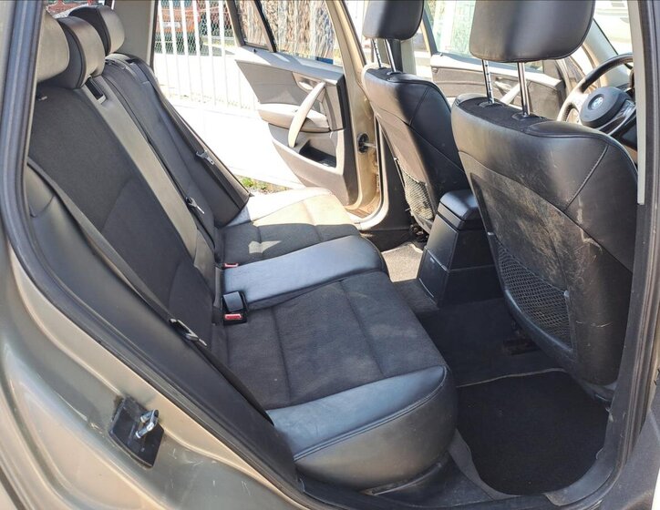 BMW X3 SUV / Terénní 2,0 l 110 kw