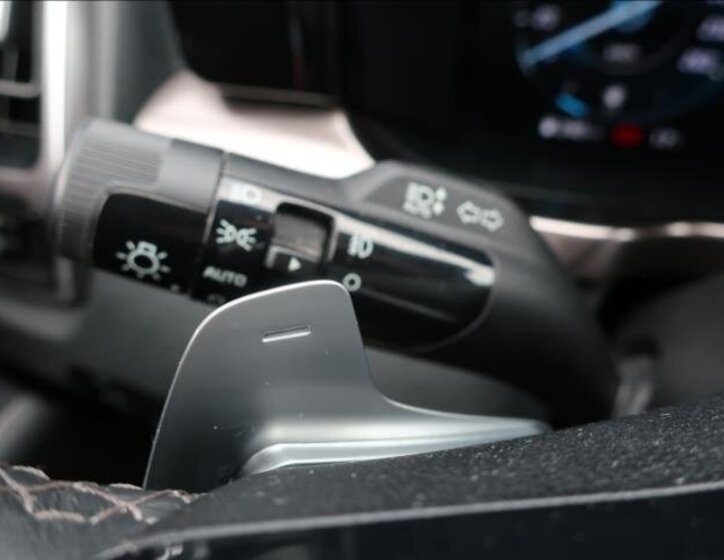 KIA Sorento SUV 1,6 l 169 kw