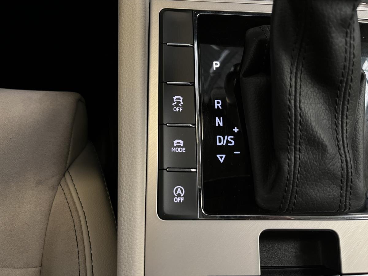 Škoda Superb Kombi 2,0 l 147 kw