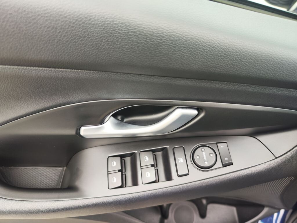 Hyundai i30 Kombi 998,0 88 kw