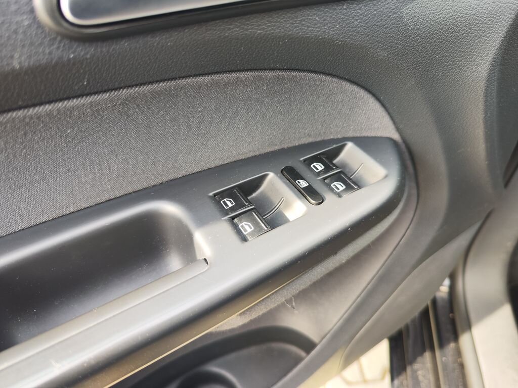 Volkswagen Touran MPV 1,2 l 77 kw