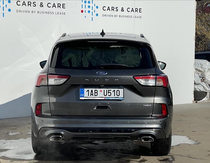 Ford Kuga SUV / Terénní 2,5 l 112 kw