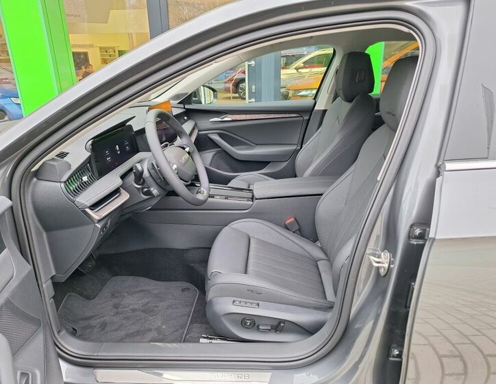 Škoda Superb Liftback 2,0 l 110 kw