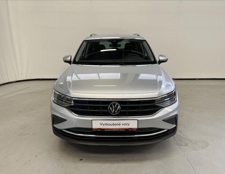 Volkswagen Tiguan 4