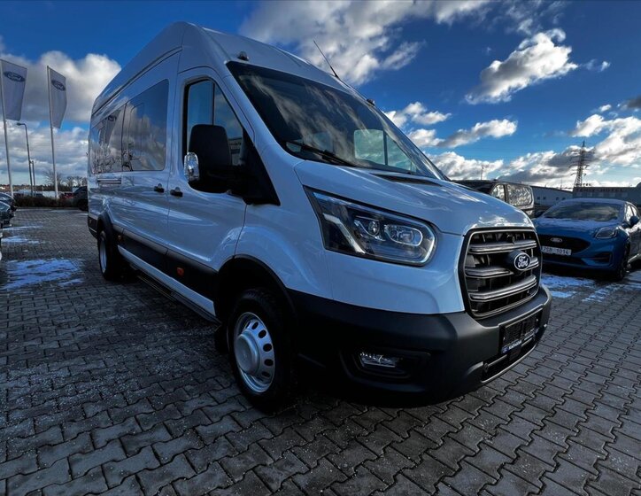 Ford Transit 7