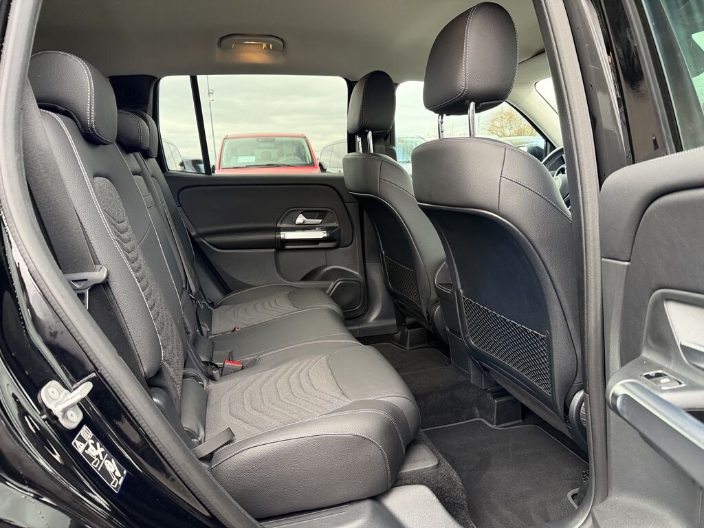 Mercedes-Benz GLB SUV / Terénní 2,0 l 110 kw