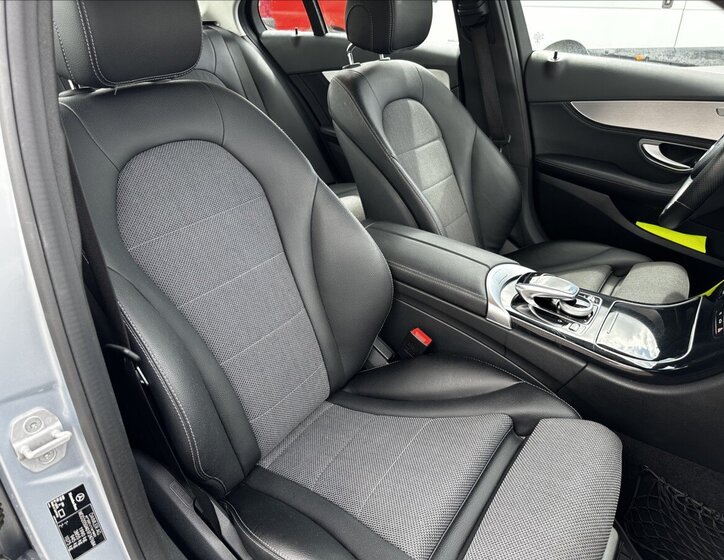 Mercedes-Benz Třídy C Sedan 1,6 l 115 kw