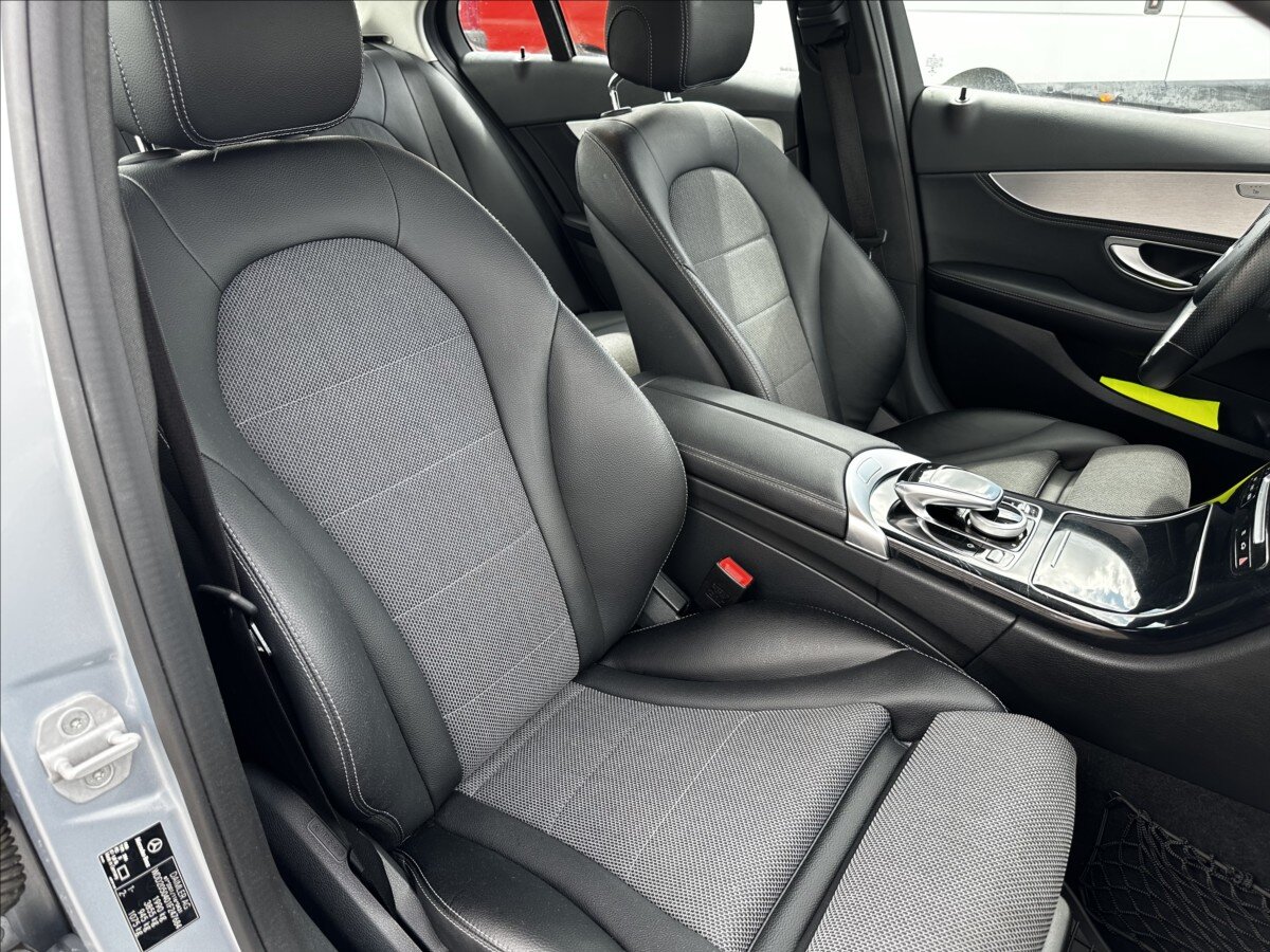 Mercedes-Benz Třídy C Sedan 1,6 l 115 kw