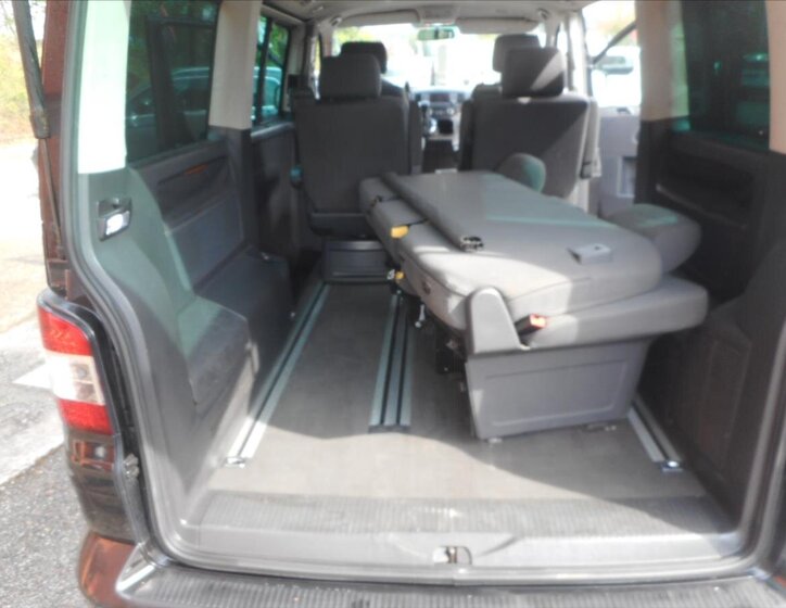 Volkswagen Multivan Kombi 2,5 l 128 kw