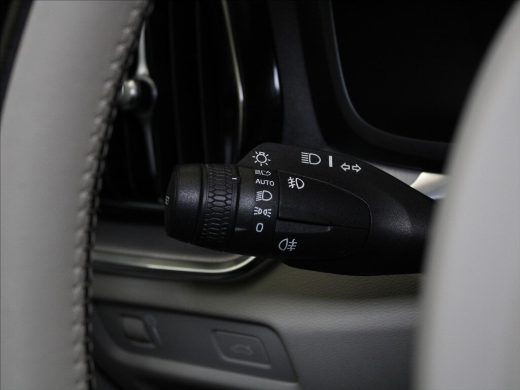 Volvo V60 Kombi 2,0 l 110 kw