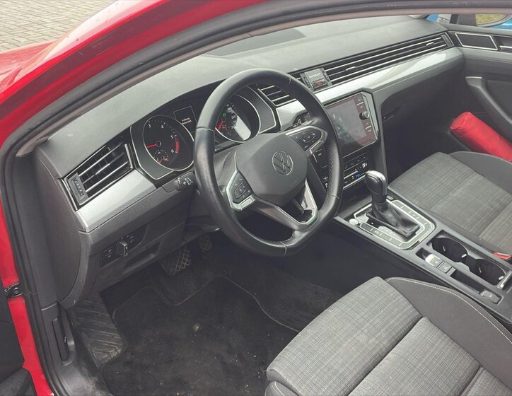 Volkswagen Passat Kombi 2,0 l 110 kw