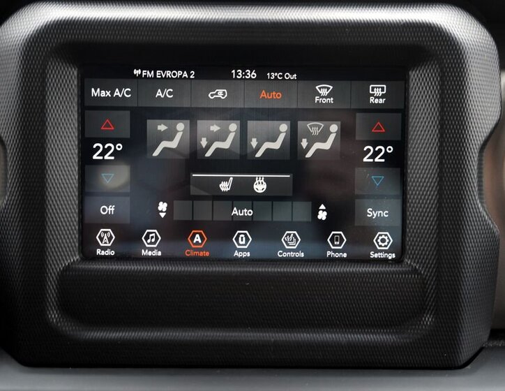 Jeep Wrangler SUV / Terénní 2,1 l 147 kw