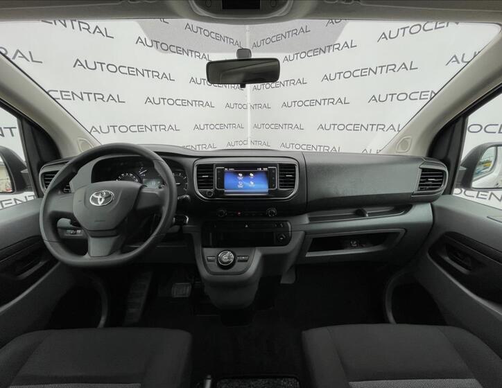 Toyota ProAce Verso 15