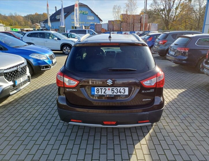 Suzuki SX4 S-Cross 3