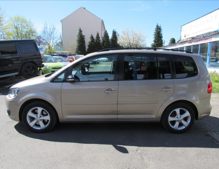 Volkswagen Touran Kombi 1,4 l 103 kw