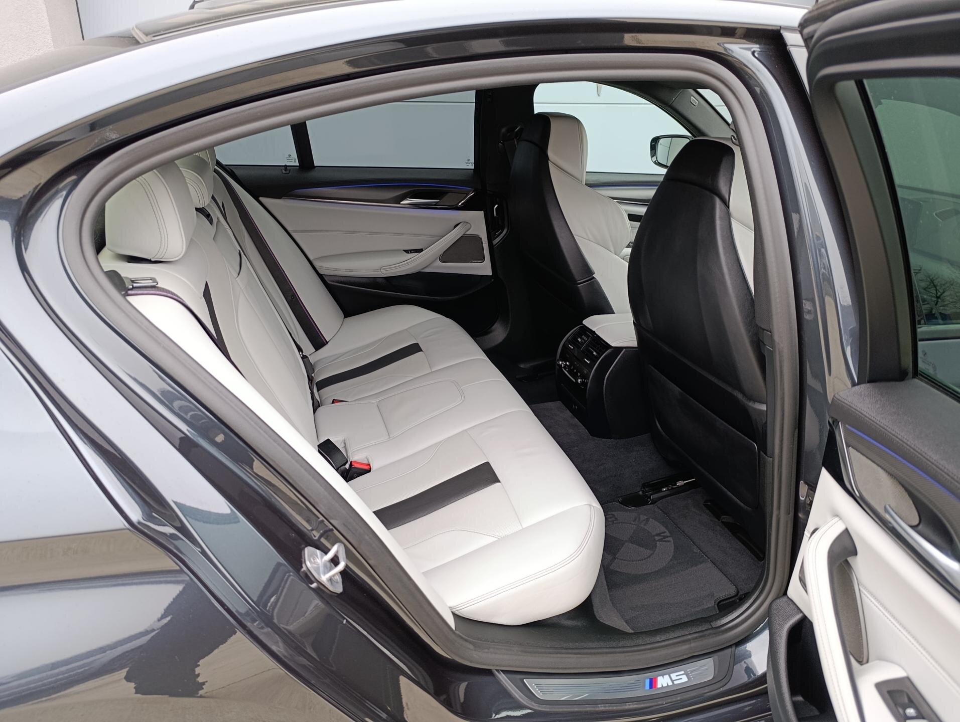 BMW M5 Sedan 4,4 l 460 kw