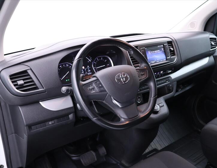 Toyota ProAce Verso 28