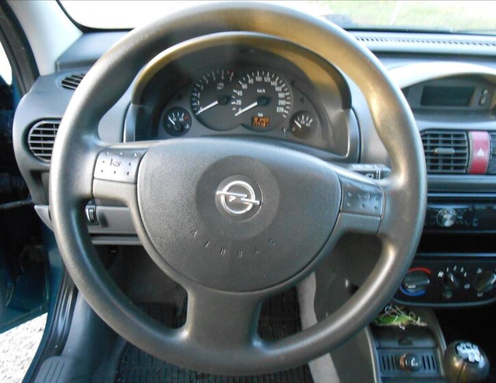 Opel Corsa Hatchback 973,0 43 kw