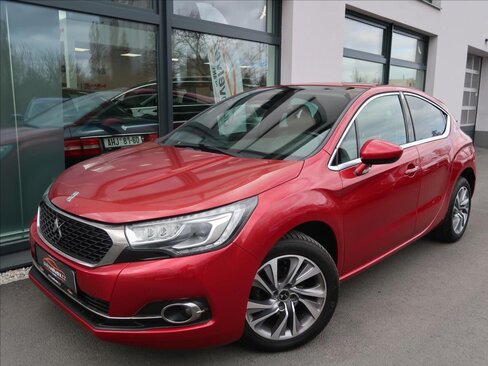 DS Automobiles DS4 Hatchback 1,6 l 88 kw