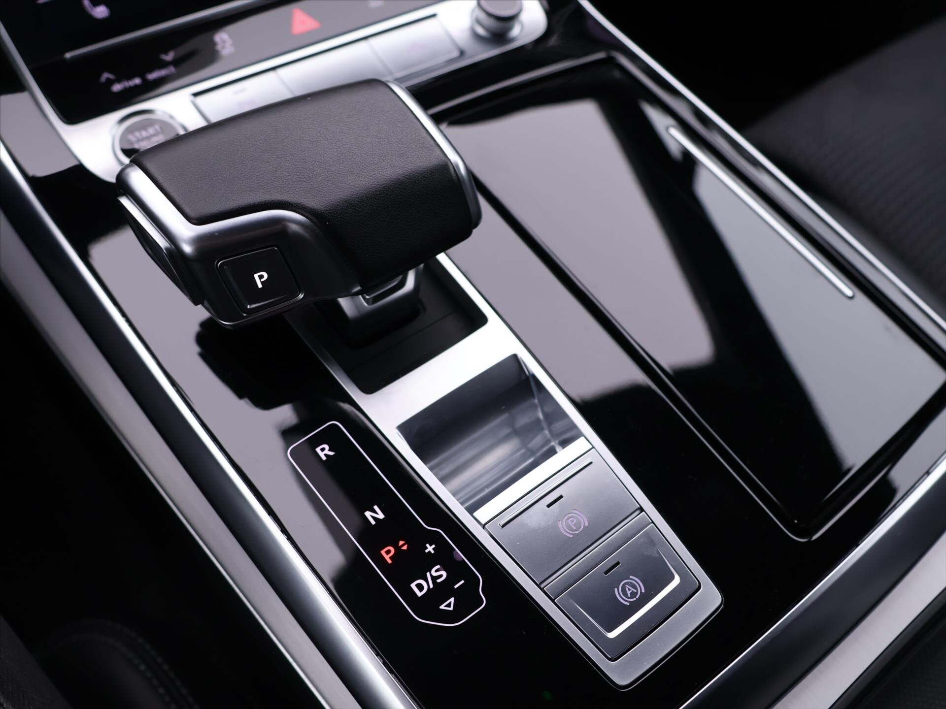 Audi Q7 SUV 3,0 l 210 kw