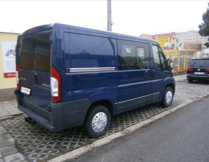 Peugeot Boxer Kombi 2,2 l 88 kw