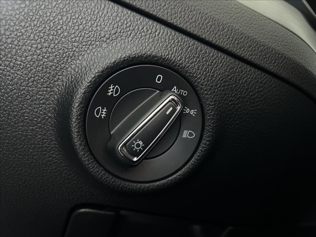 Škoda Superb Sedan / Limuzína 1,4 l 110 kw