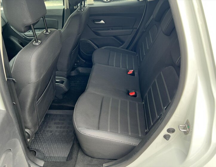 Dacia Duster 11