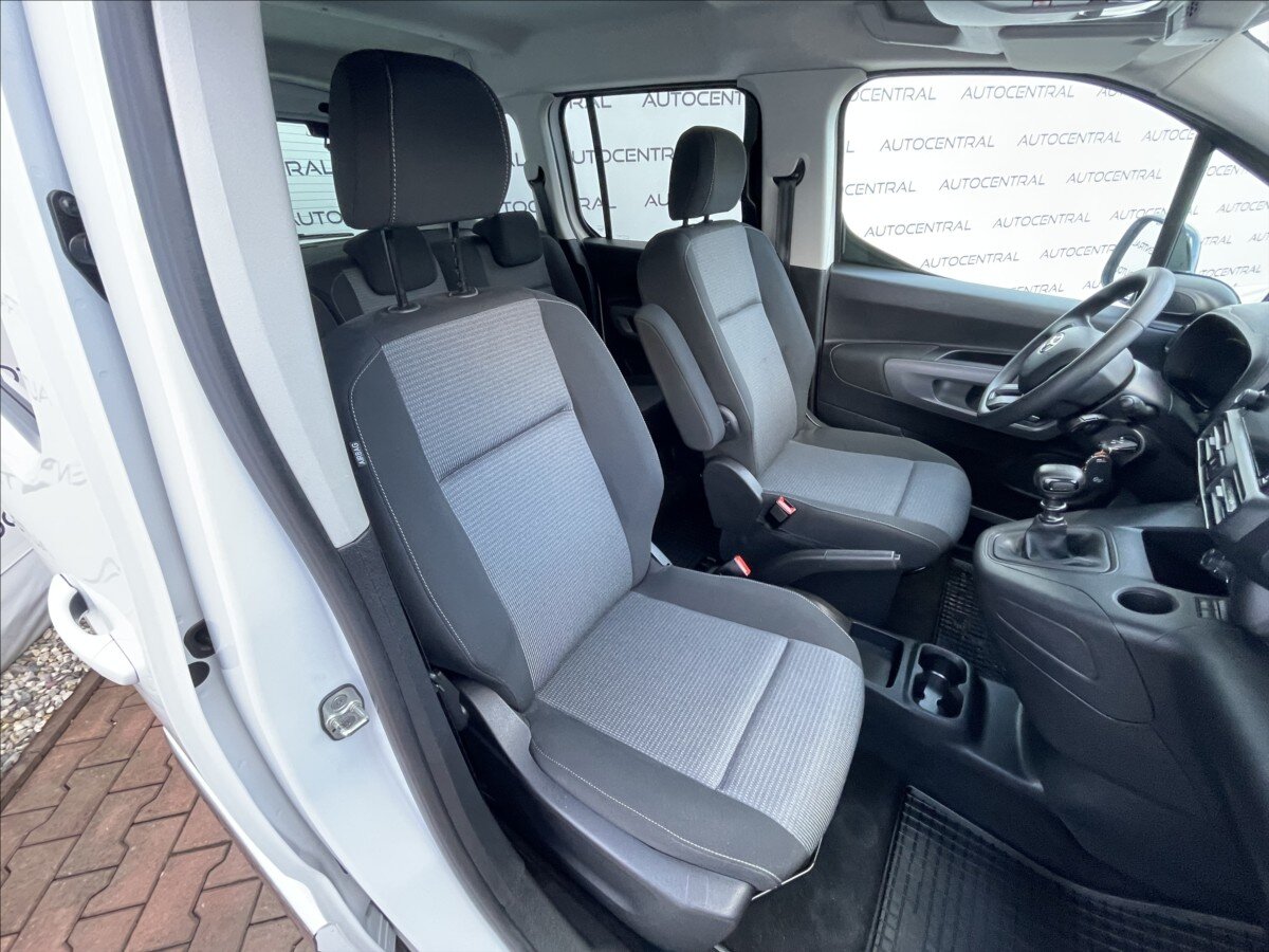 Toyota ProAce City Verso MPV 1,2 l 81 kw