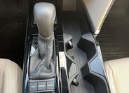 Toyota Camry Sedan / Limuzína 2,5 l 137 kw