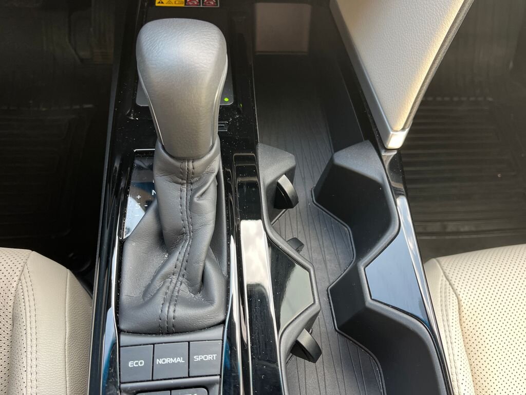 Toyota Camry Sedan / Limuzína 2,5 l 137 kw