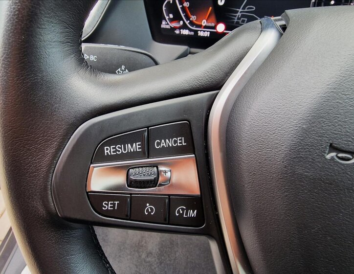 BMW Řada 2 Sedan / Limuzína 2,0 l 110 kw