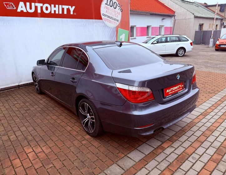 BMW Řada 5 Sedan 3,0 l 145 kw