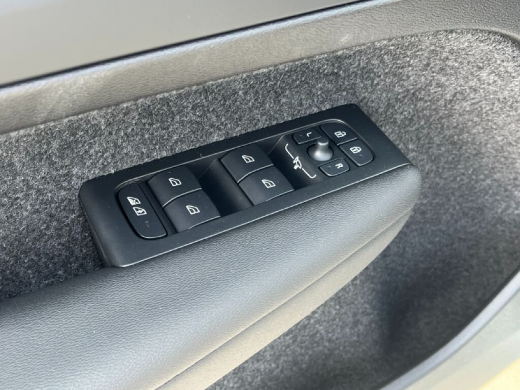 Volvo XC40 SUV 2,0 l 120 kw