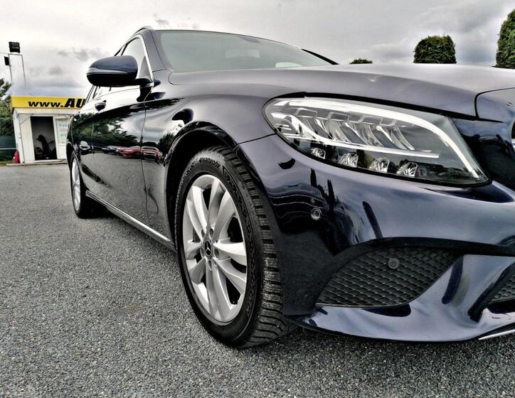 Mercedes-Benz Třídy C 25