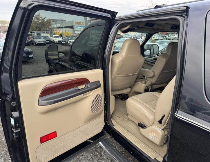Ford Excursion 24