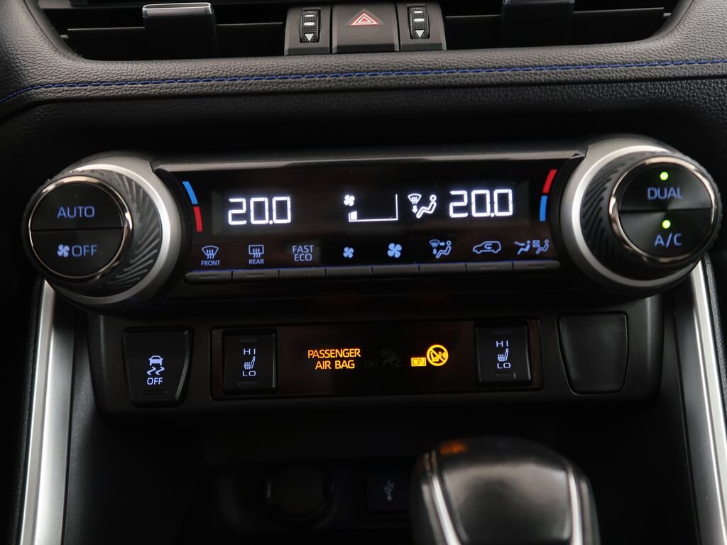 Toyota RAV4 SUV / Terénní 2,5 l 131 kw