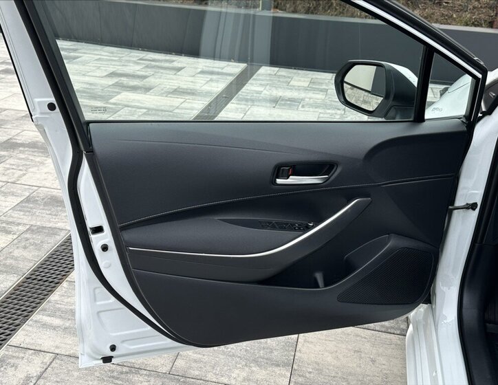 Toyota Corolla Kombi 1,2 l 85 kw