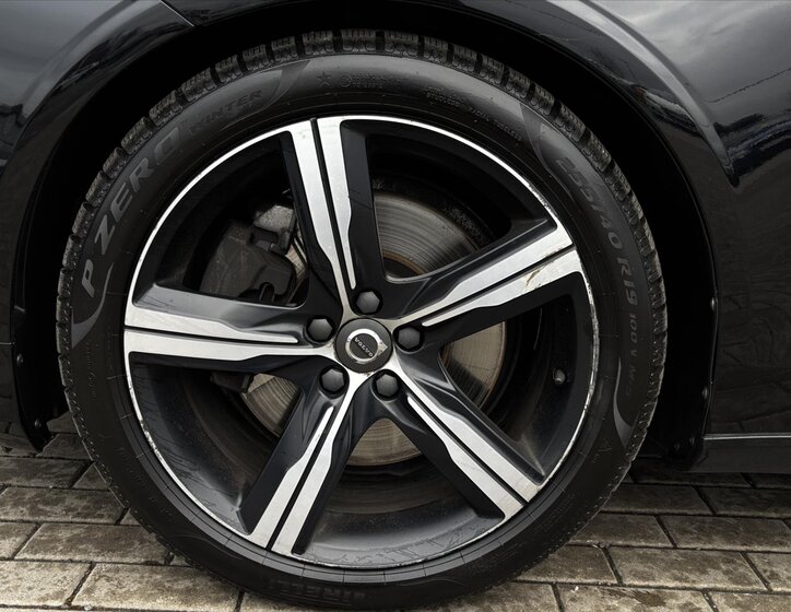 Volvo V90 Kombi 2,0 l 173 kw