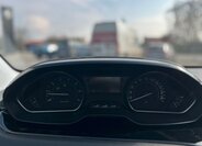 Peugeot 208 Hatchback 1,2 l 61 kw
