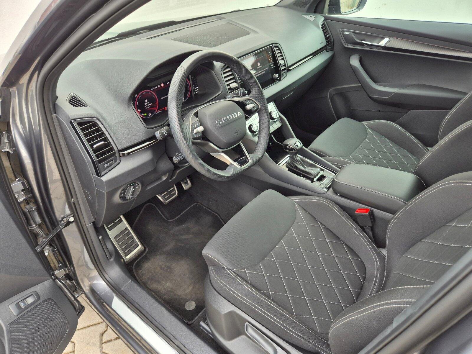 Škoda Karoq SUV / Terénní 1,5 l 110 kw