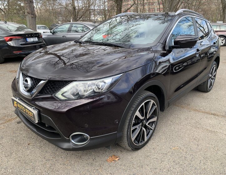 Nissan Qashqai SUV / Terénní 1,6 l 96 kw