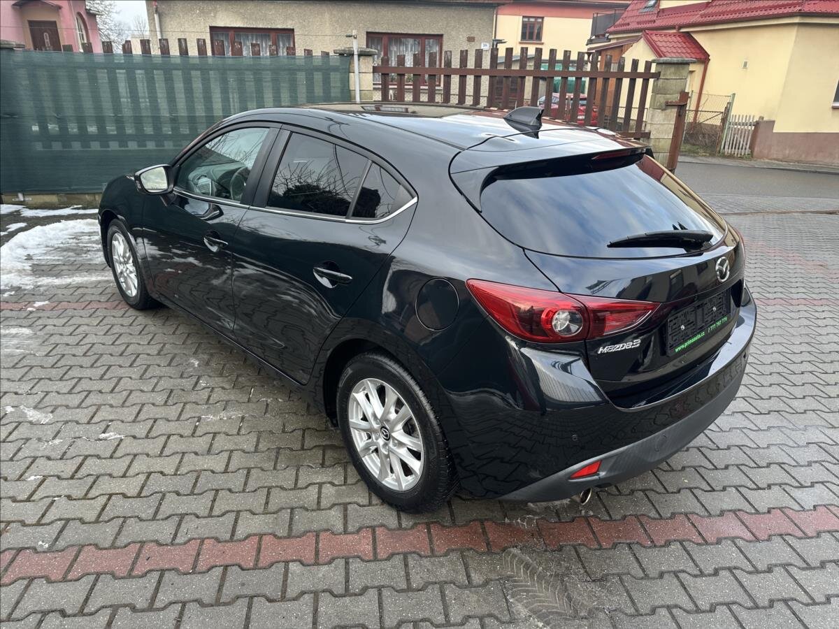 Mazda 3 Hatchback 2,0 l 121 kw