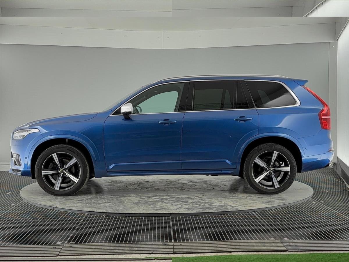 Volvo XC90 SUV / Terénní 2,0 l 173 kw