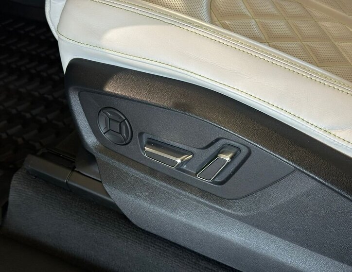 Audi SQ7 SUV / Terénní 4,0 l 373 kw